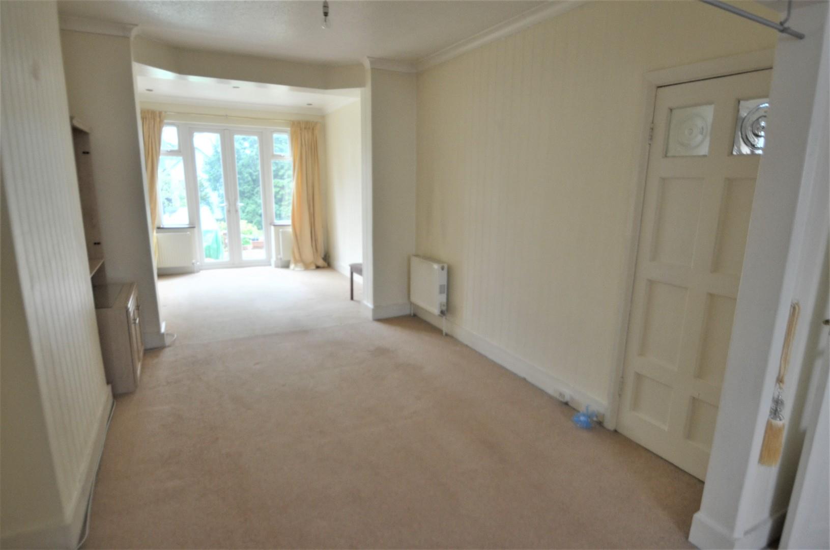 Ellesmere Avenue, Mill Hill